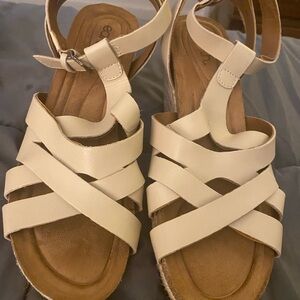 Earth Cream Cross-Strap Wedge Sandals